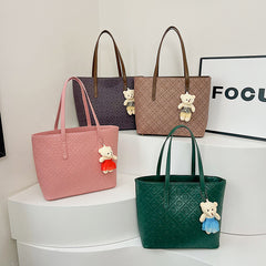 Large-capacity portable tote bag