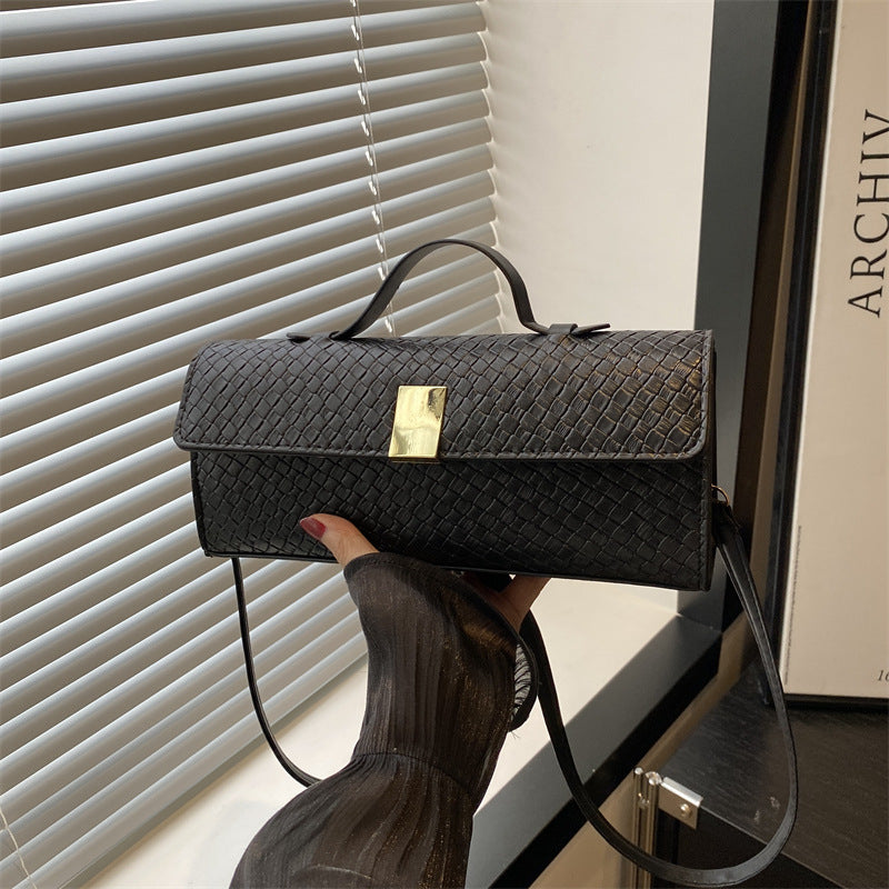 Single-Shoulder Baguette Bag