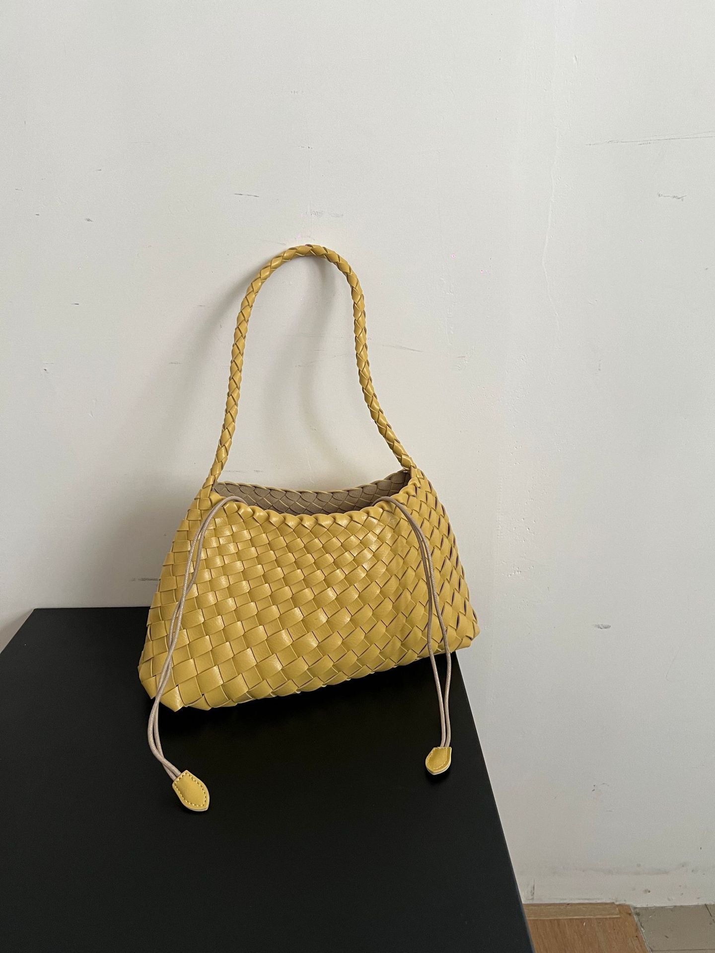 Genuine Leather Hand-woven Underarm Bag for Women