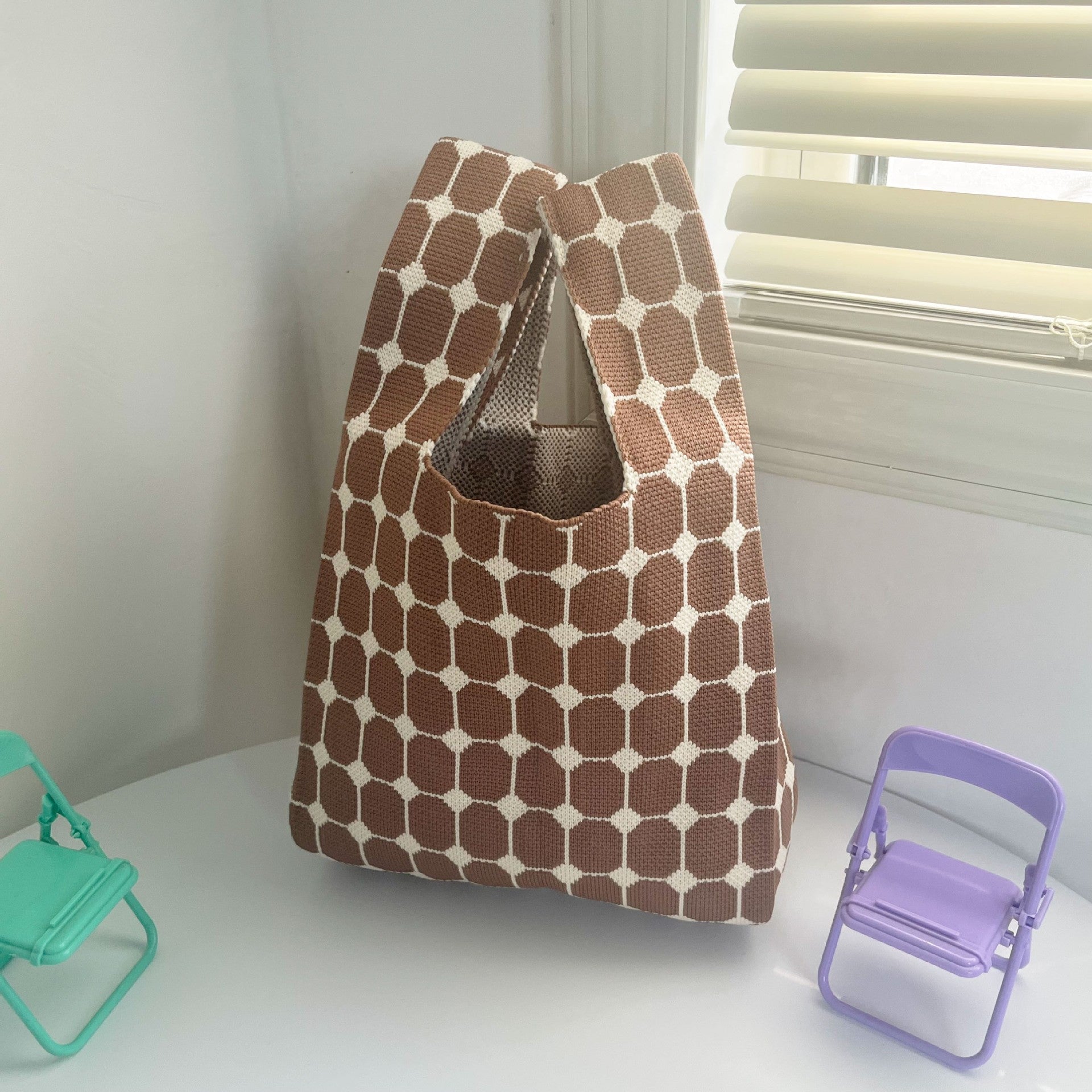 Handbag with a crossbody strap