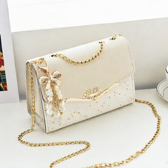 Chain-shaped small bag